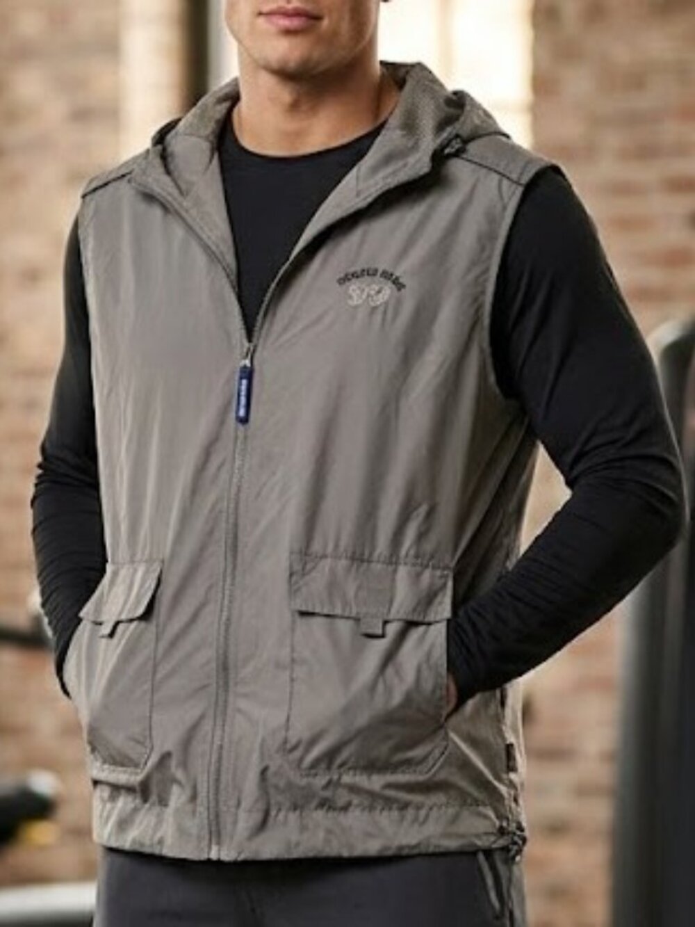 Athletic Wear 99 Men's Hooded Vest Jacket  XL Gray Nylon Mesh Lined Sleeveless